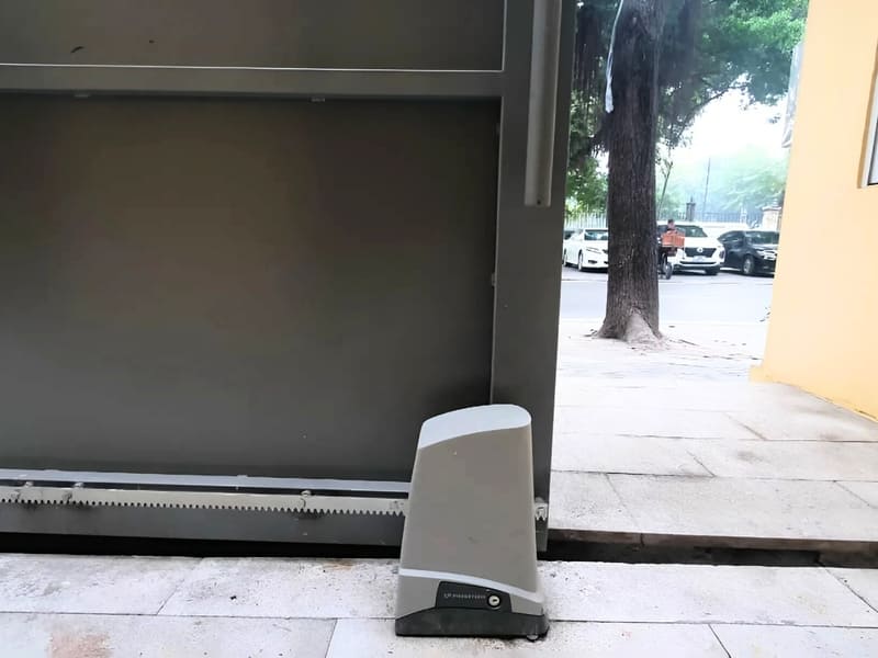 Cần chọn lựa loại motor cổng lùa giá rẻ của thương hiệu uy tín